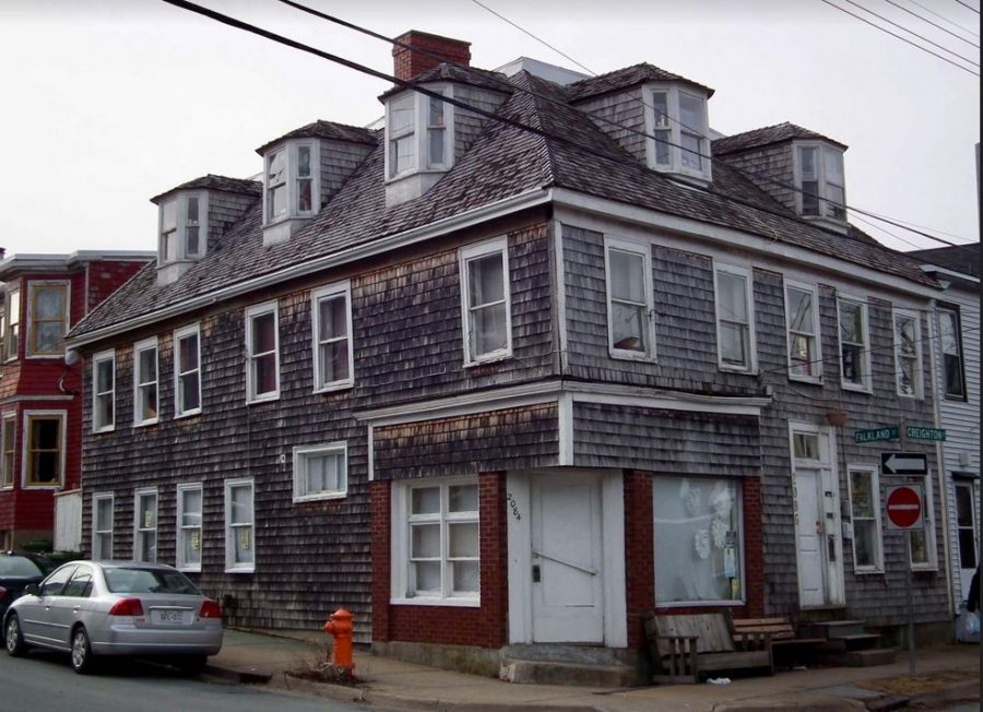 2086 Creighton Street